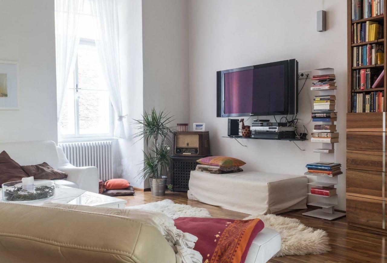 Spacious Old Town Luxury Apartment Линц Екстериор снимка