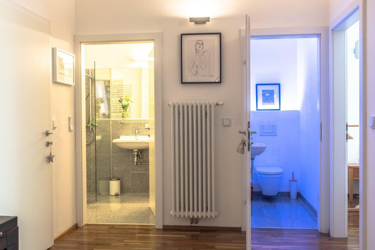 Spacious Old Town Luxury Apartment Линц Екстериор снимка